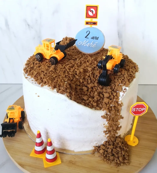 layer cake anniversaire enfant